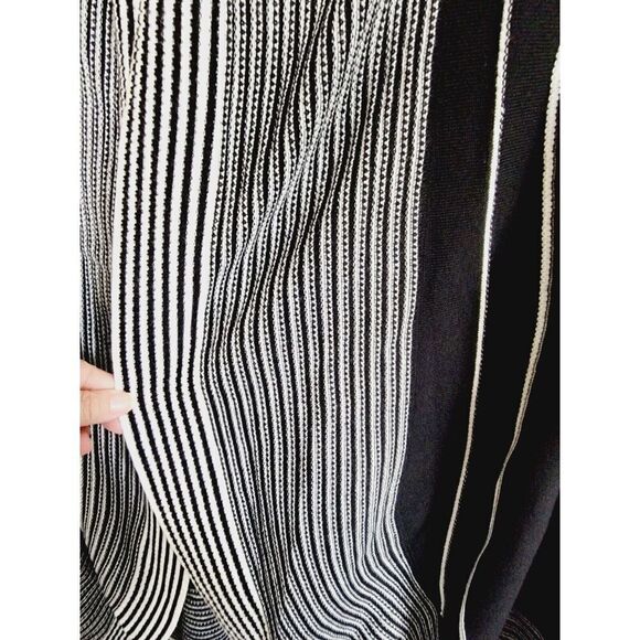 Avenue 14/16 Black White Striped Open Waterfall Front Cardigan Sweater L/S - Picture 6 of 8